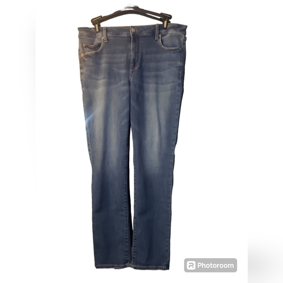 American Eagle Denim Medium Wash SKINNY Next Level Stretch Mid Rise Jeans 18 L - Picture 1 of 8